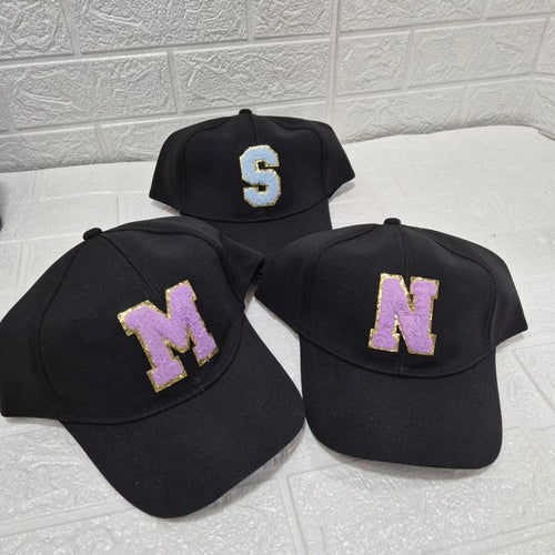 Caps