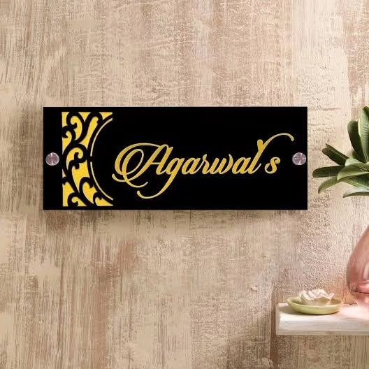 Personalised Door Plates – Modern Golden & Black Style