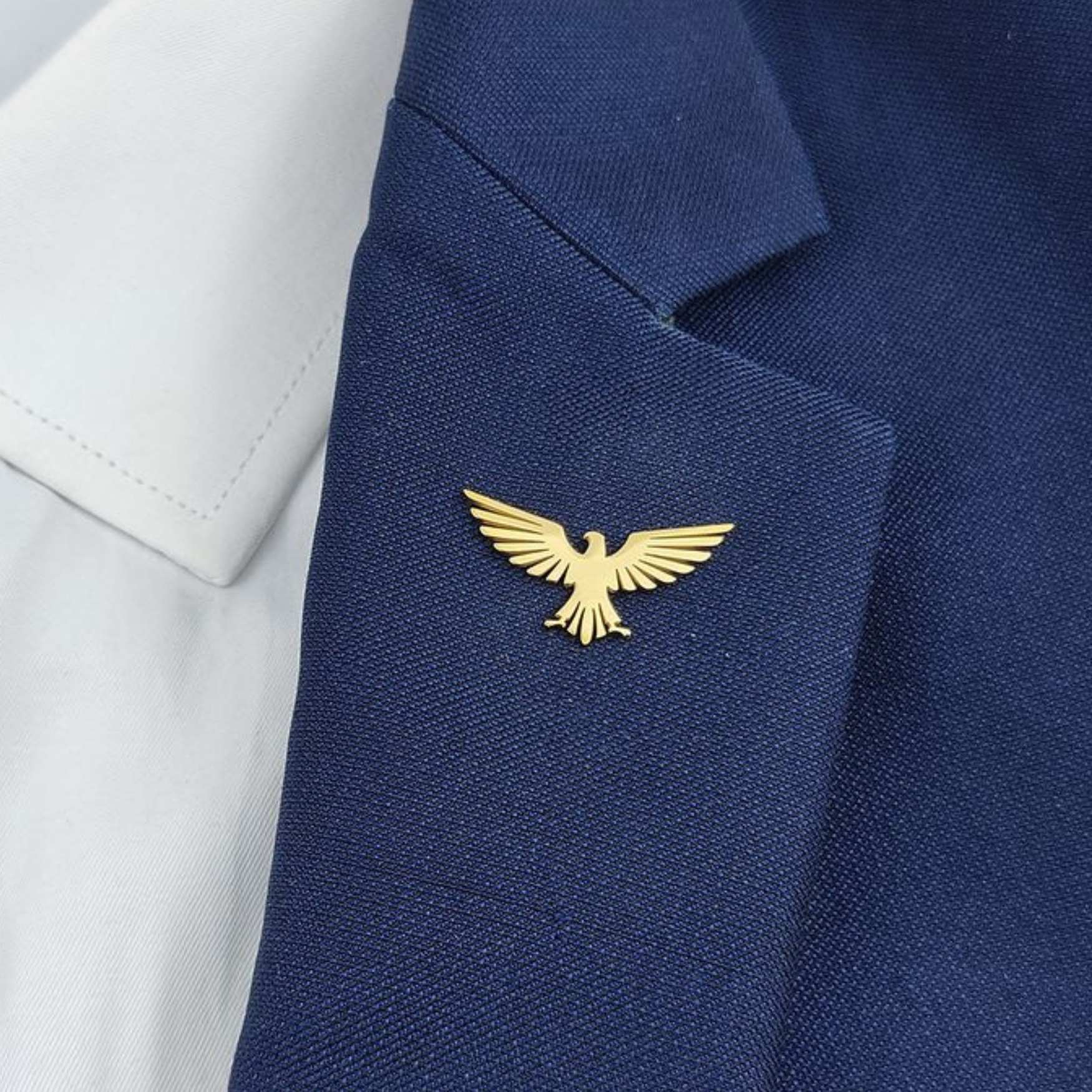 Elegant Eagle Lapel Pin – 22 Carat Gold Plated with 925 Silver Finish